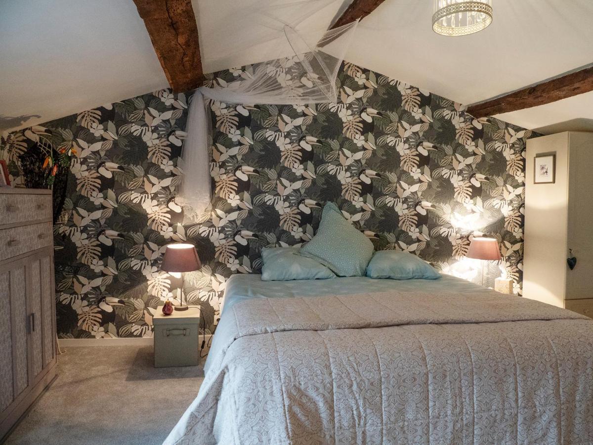 Les Cerisiere Bed & Breakfast Cheffois Bagian luar foto